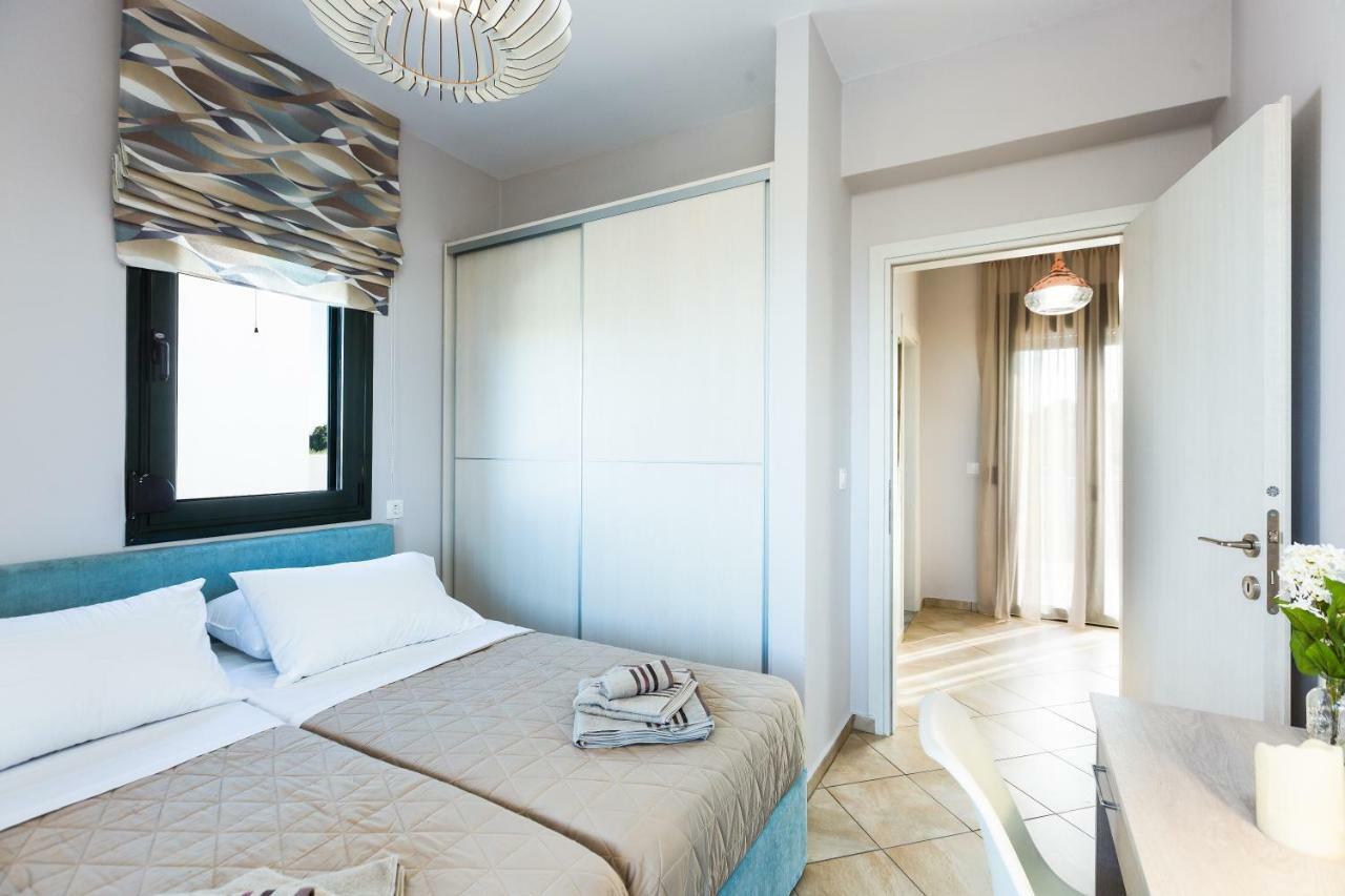 Evangelos Villas, Lavish Touch, By Thinkvilla Vila *