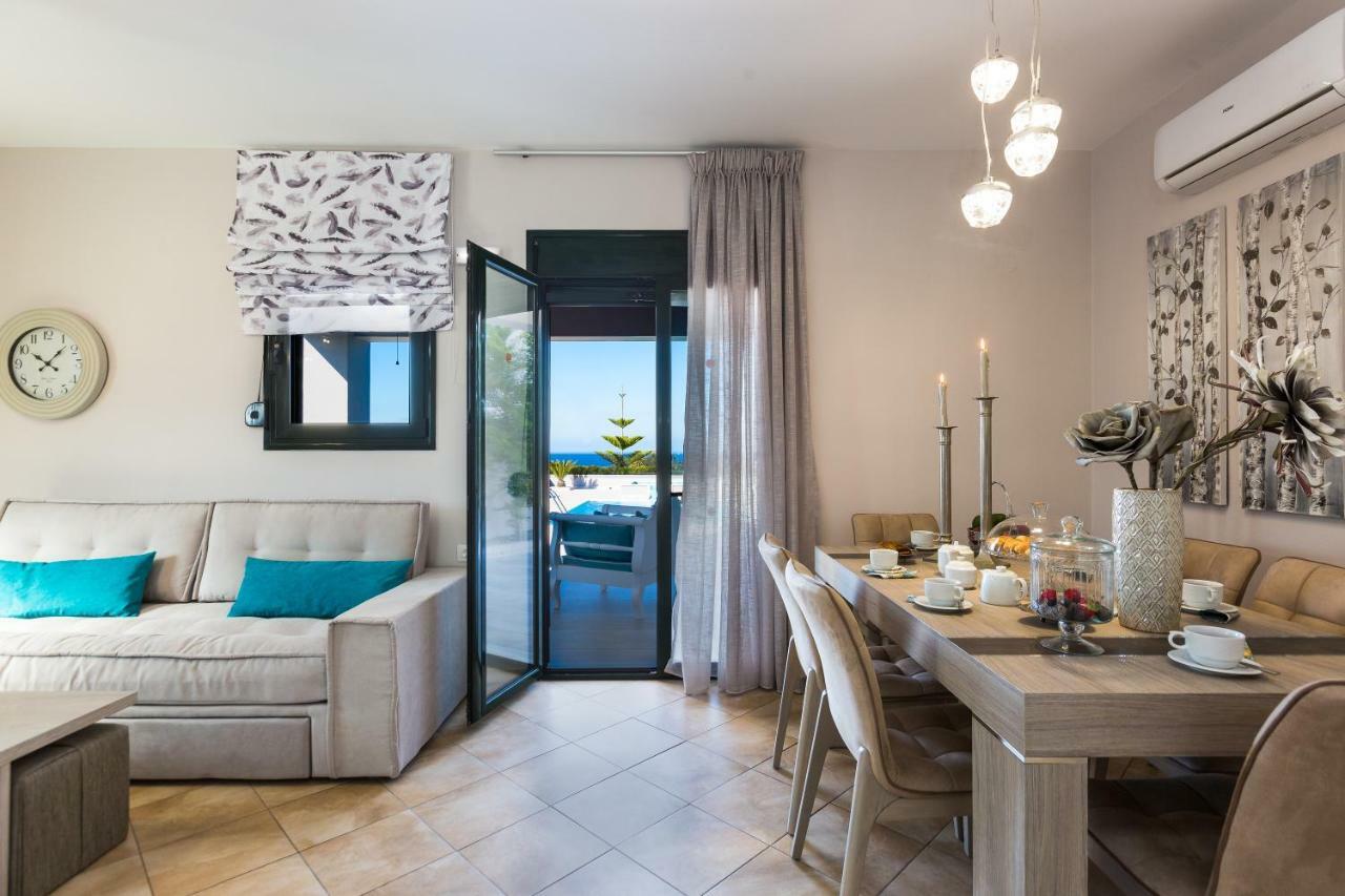 Evangelos Villas, Lavish Touch, By Thinkvilla Vila *